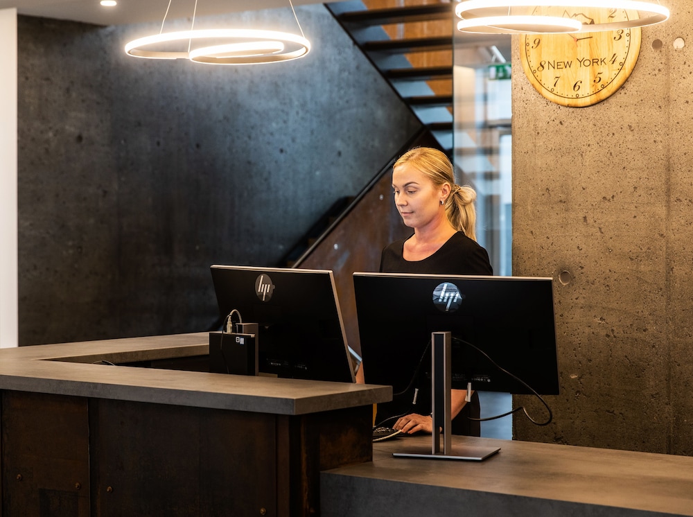 

Milano - Selfoss - Hotel South Coast