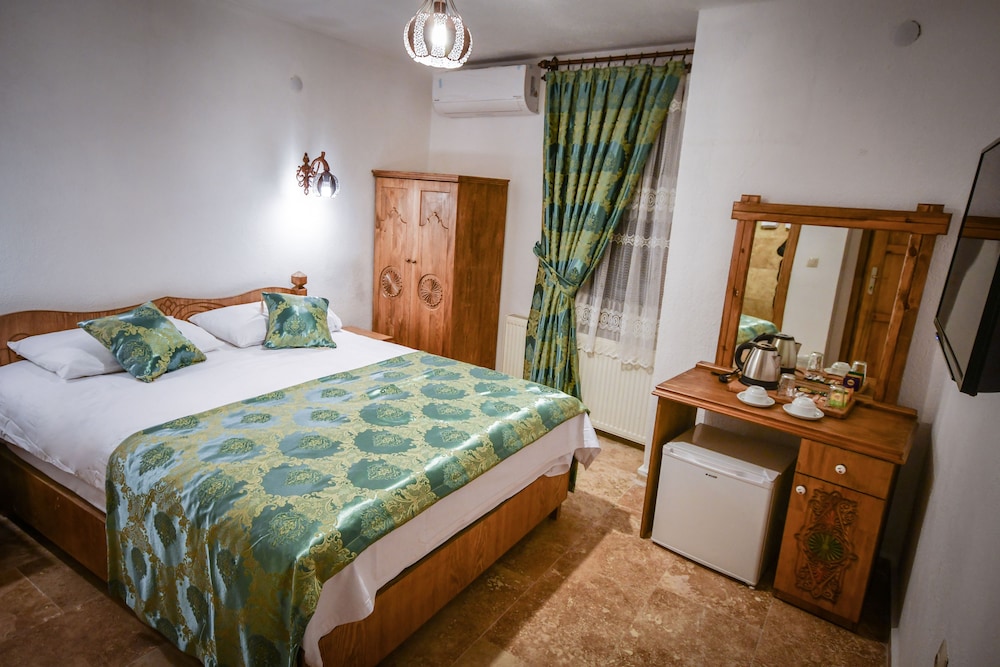

Bologna - Avanos - Cappadocia sightseeing Hotel