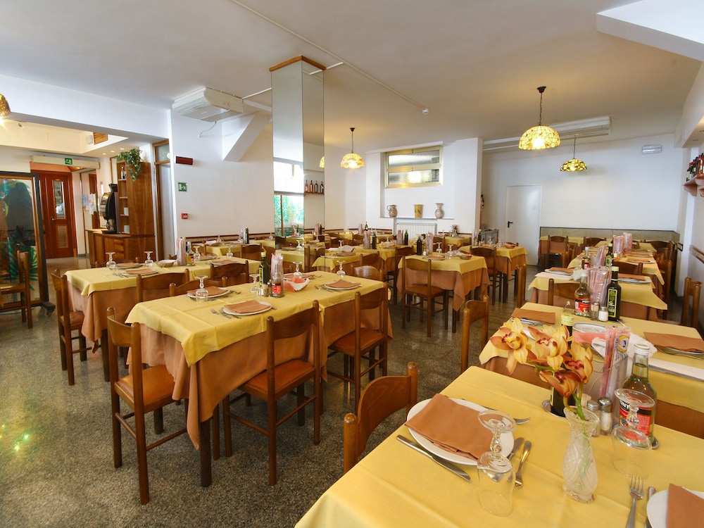 

Catania - Imperia - Albergo Anita