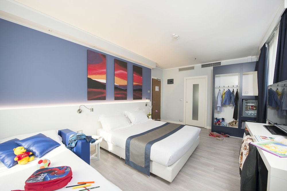 

Lamezia Terme - Monza - Neo Hotel