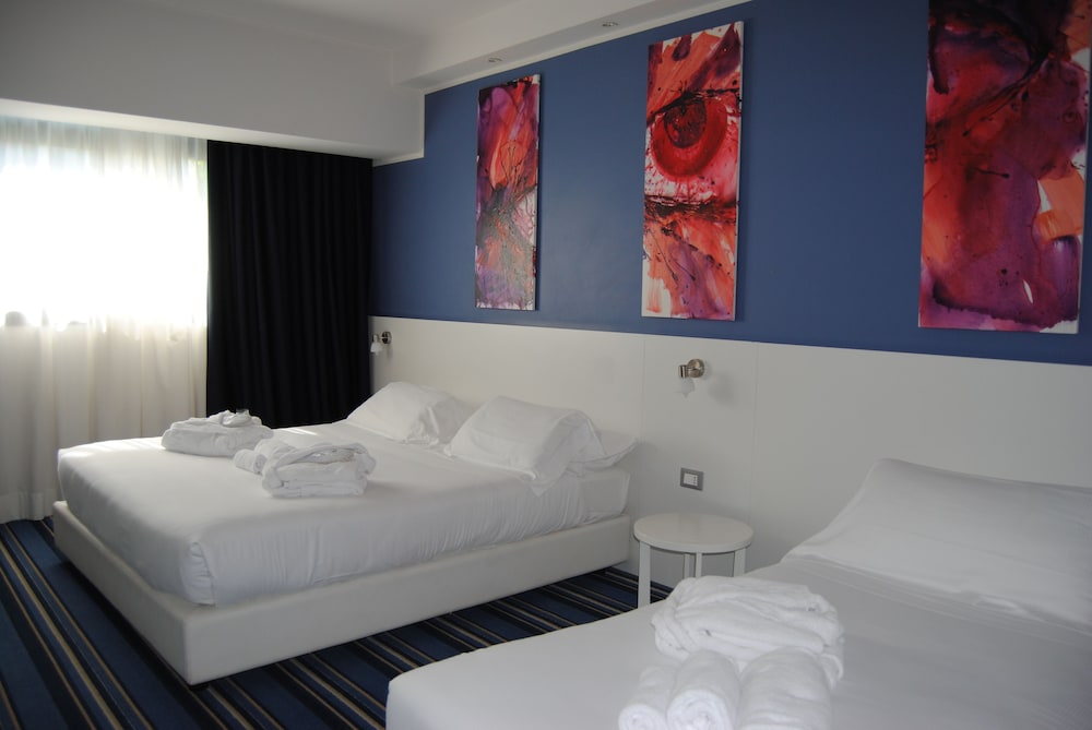 

Napoli - Monza - Neo Hotel