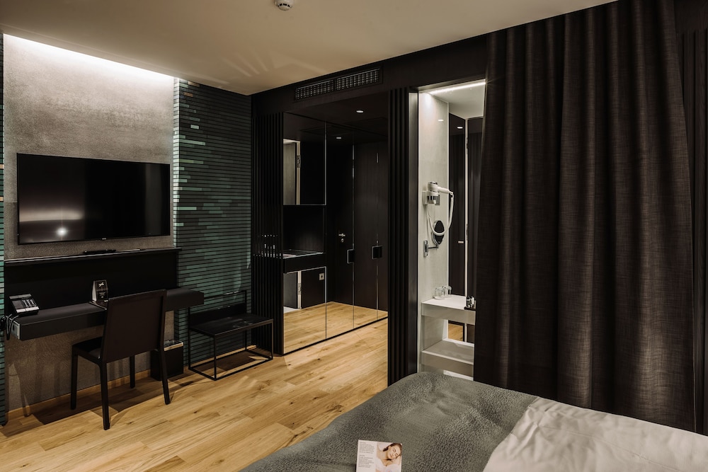 

Roma - Dobrna - Hotel A plus