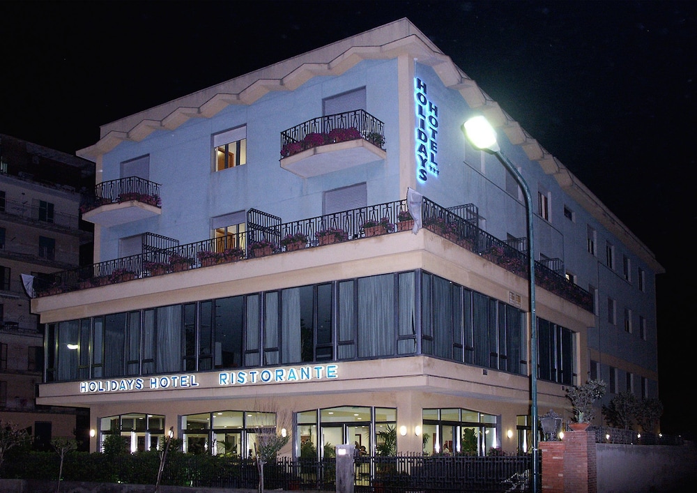 

Catania - Pompei - Hotel Holidays