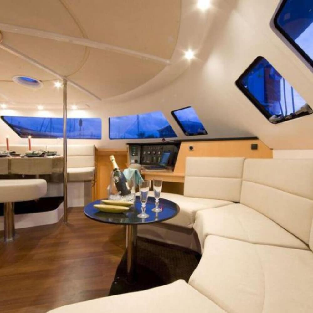 

Venezia - St Anne Island - Nesi Catamarans