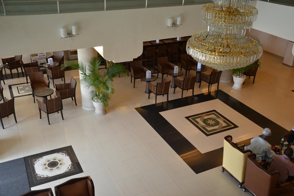 

Bari - Cotonou - Nobila Airport Hotel