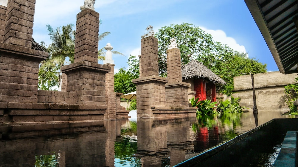 

Roma - Tanjung - Hotel Tugu Lombok