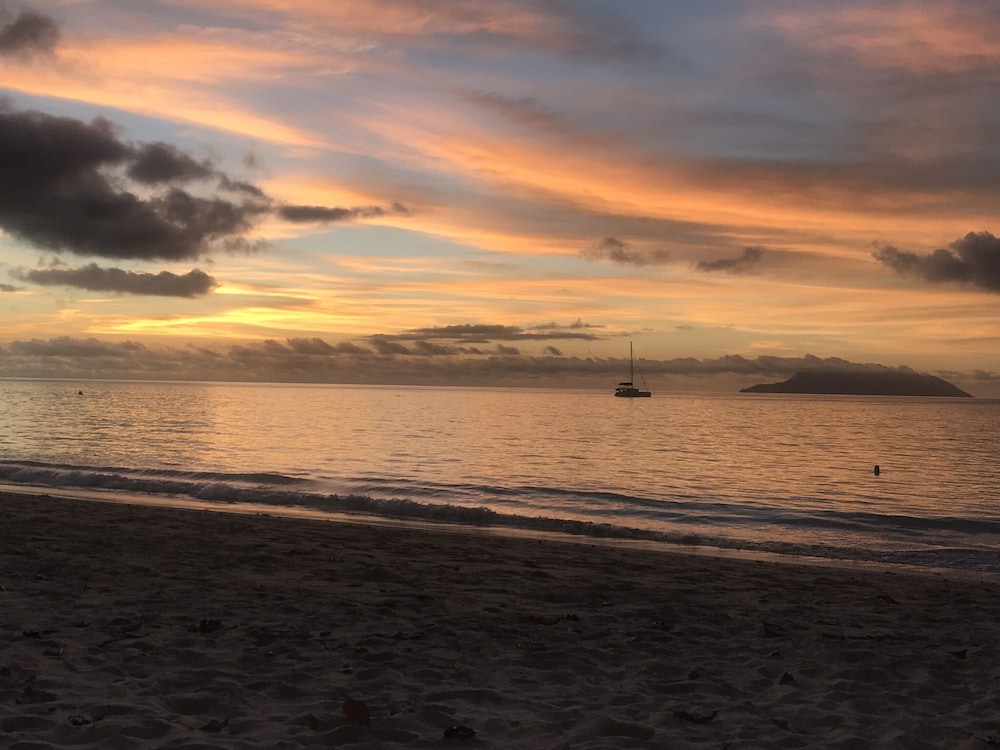 

Roma - Eden Island - Sun Properties