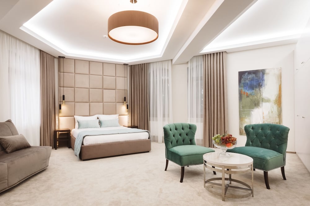 

Milano - Chişinău - Roxen Hotel&Spa