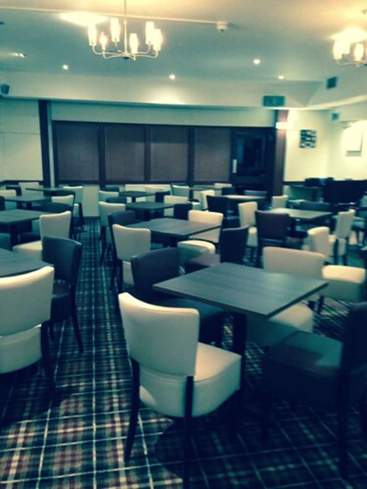

Bari - Stirling - King Robert Hotel