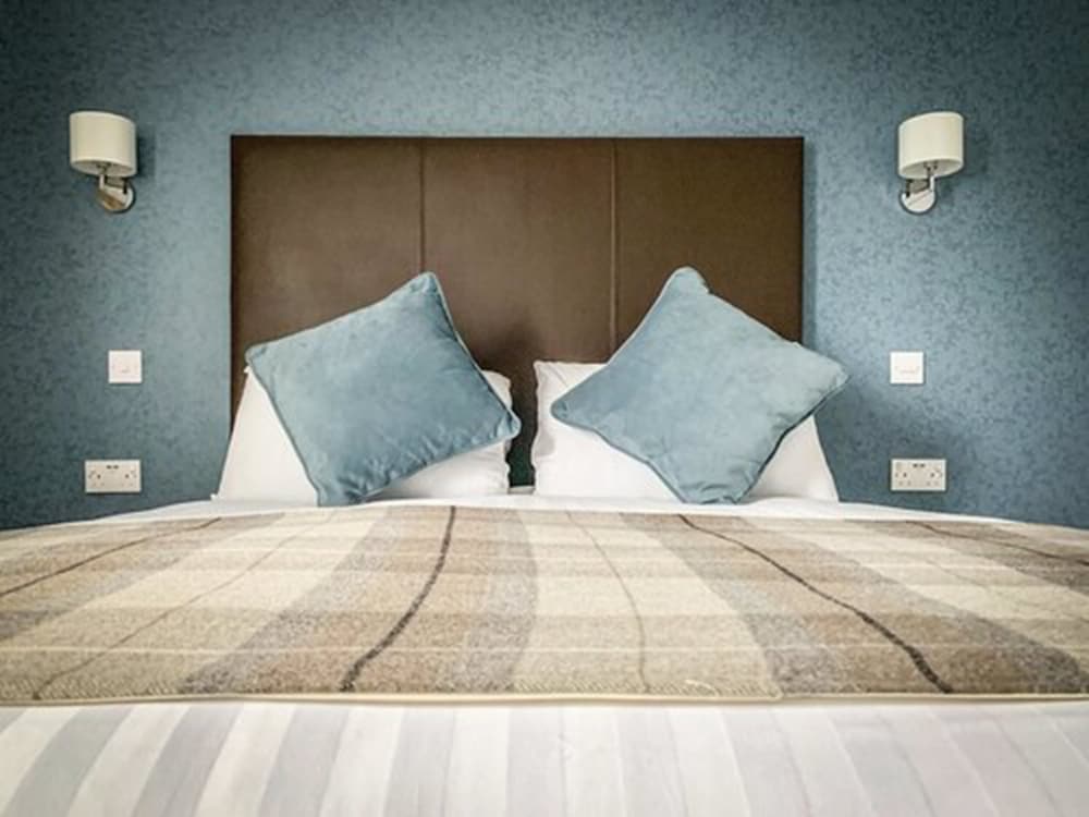 

Bari - Stirling - King Robert Hotel