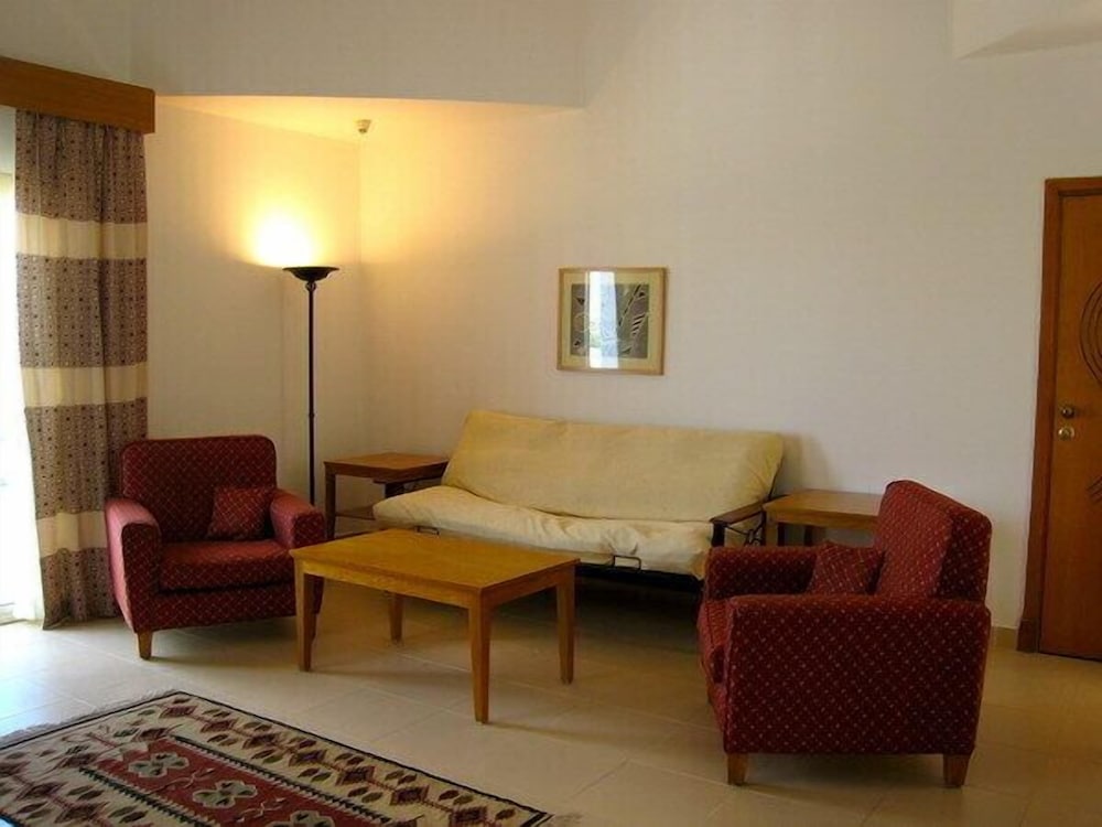 

Pescara - Sharm El Sheikh - Eden Rock Hotel Namaa Bay