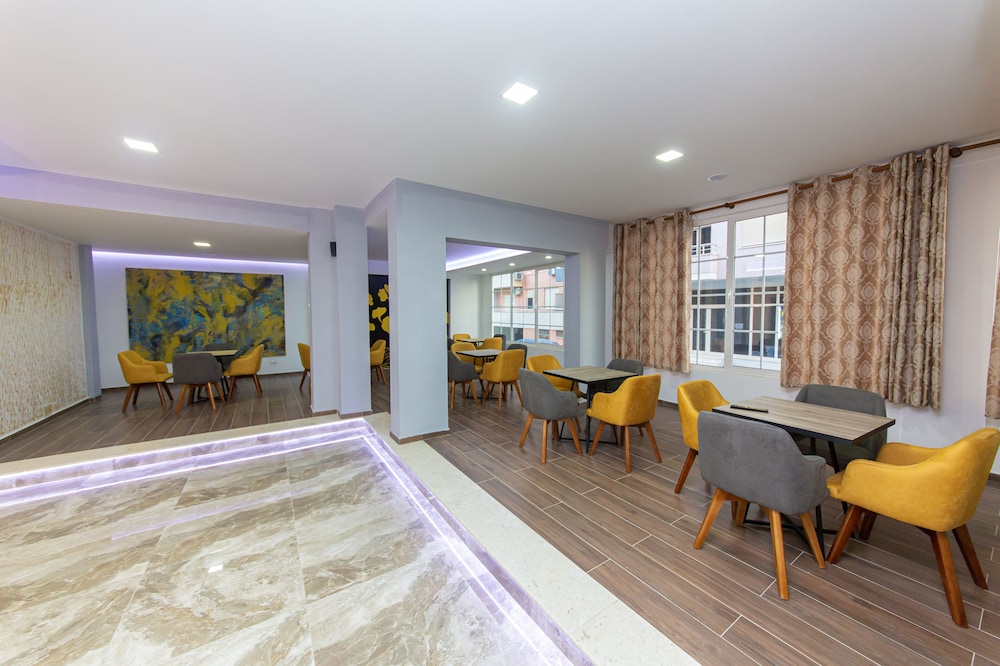 

Roma - Durrës - Esal Hotel