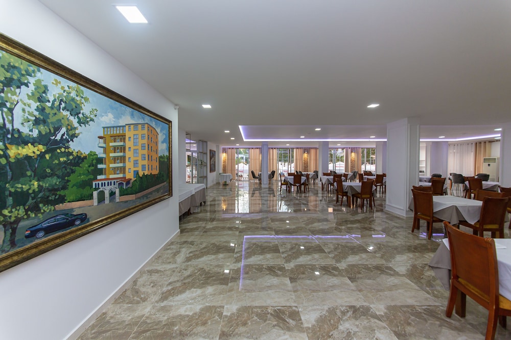 

Milano - Golem - Esal Hotel