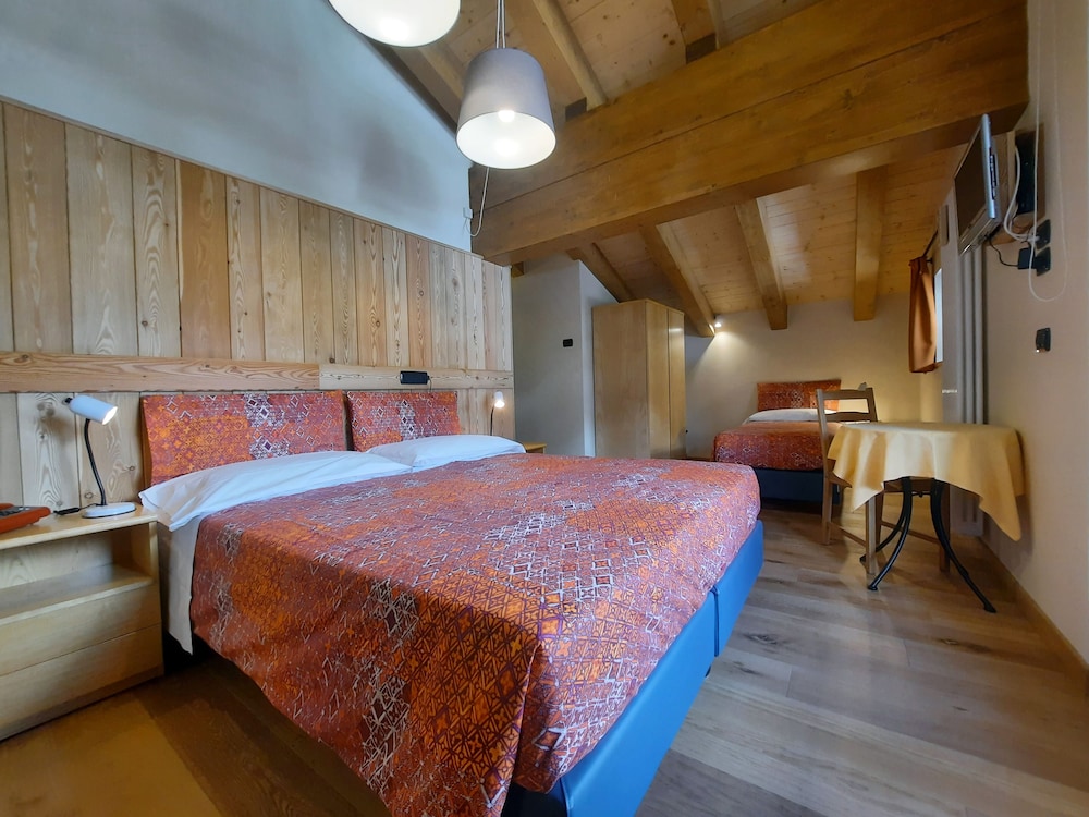 

Palermo - Courmayeur - Hotel Aigle