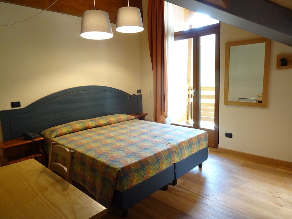 

Catania - Courmayeur - Hotel Aigle