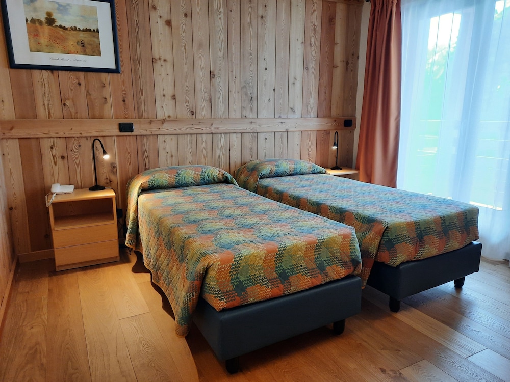 

Brindisi - Pré-Saint-Didier - Hotel Aigle