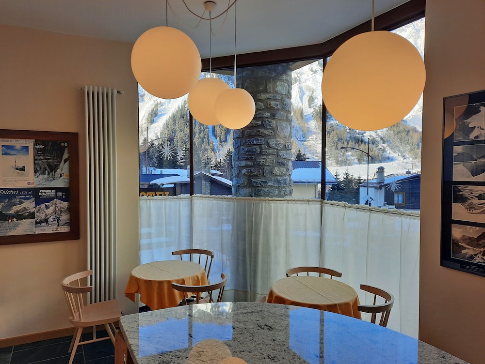 

Roma - Courmayeur - Hotel Aigle