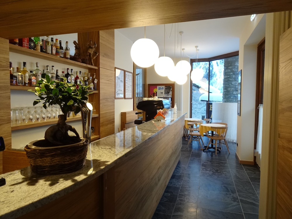 

Salerno - Courmayeur - Hotel Aigle