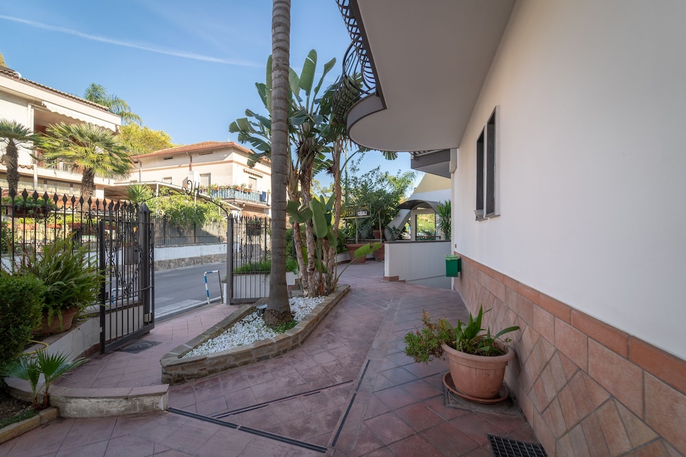 

Milano - Agropoli - Hotel Il Ceppo