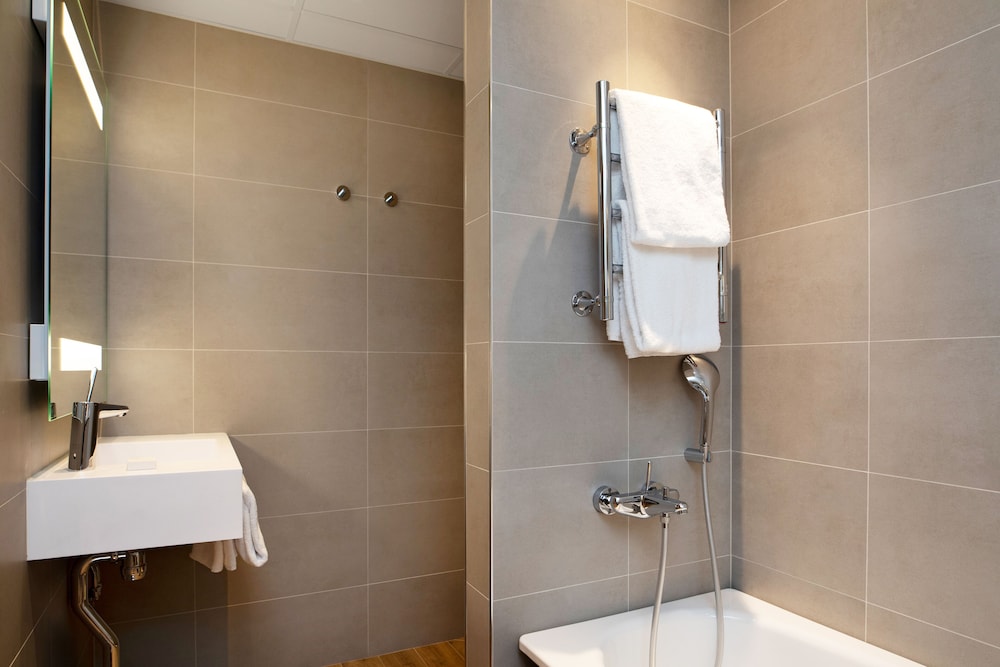 

Verona - Täby - AC Hotel by Marriott Stockholm Ulriksdal
