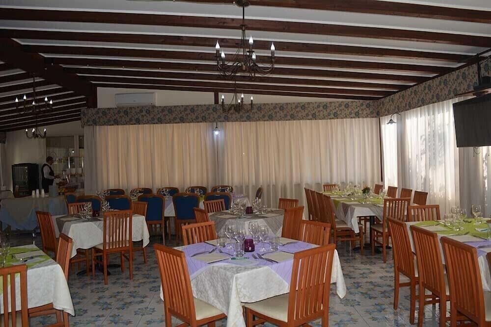 

Milano - Scafati - Costa Hotel