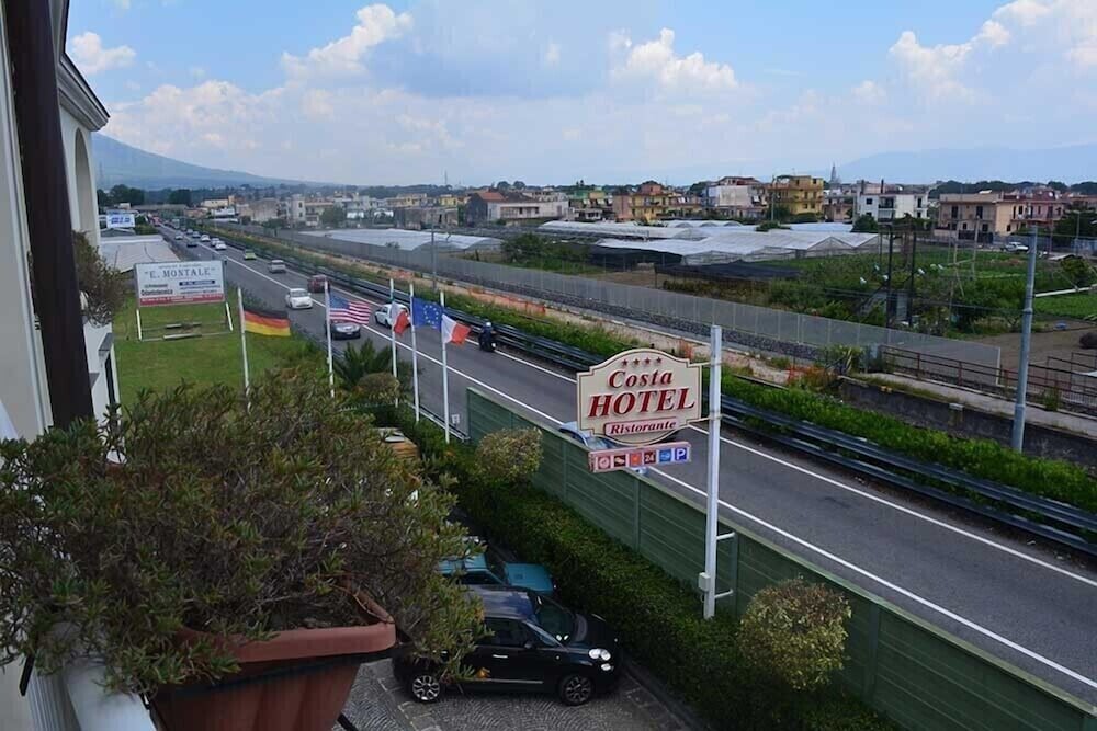 

Milano - SantʼAntonio Abate - Costa Hotel