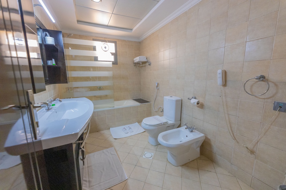 

Milano - Ajman - Ewan Ajman Suites Hotel