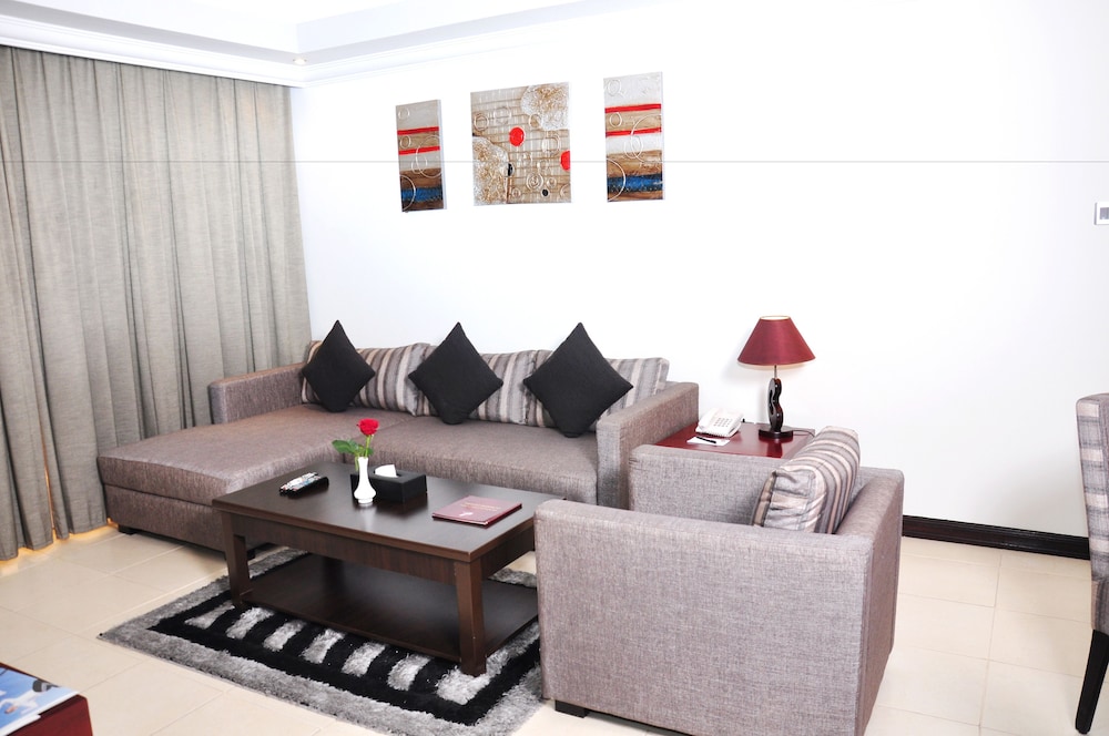 

Milano - Ajman - Ewan Ajman Suites Hotel