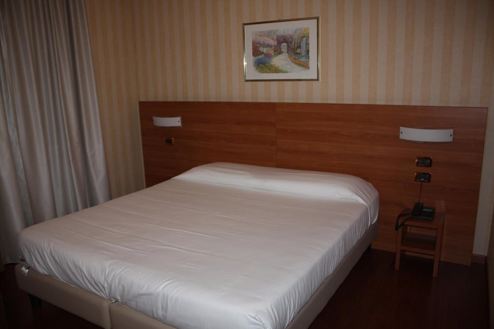 

Roma - Busto Arsizio - Hotel 2C