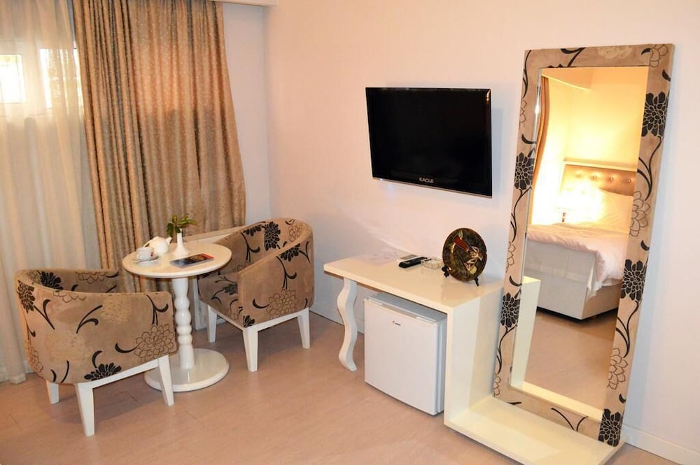 

Milano - Tirana - Select City Center Hotel