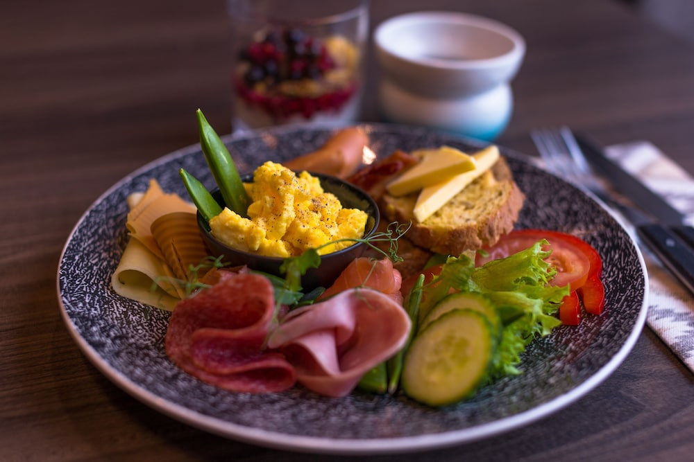 

Milano - Longyearbyen - Svalbard Hotell | Polfareren