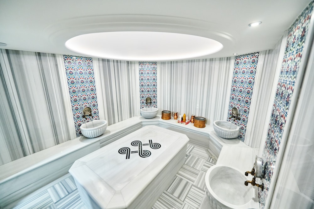 

Roma - Bar - Stara Čaršija Hotel & SPA