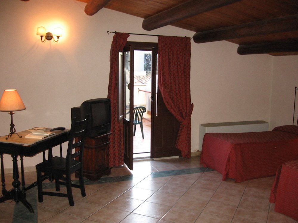 

Verona - Avola - Albergo La Fontanella