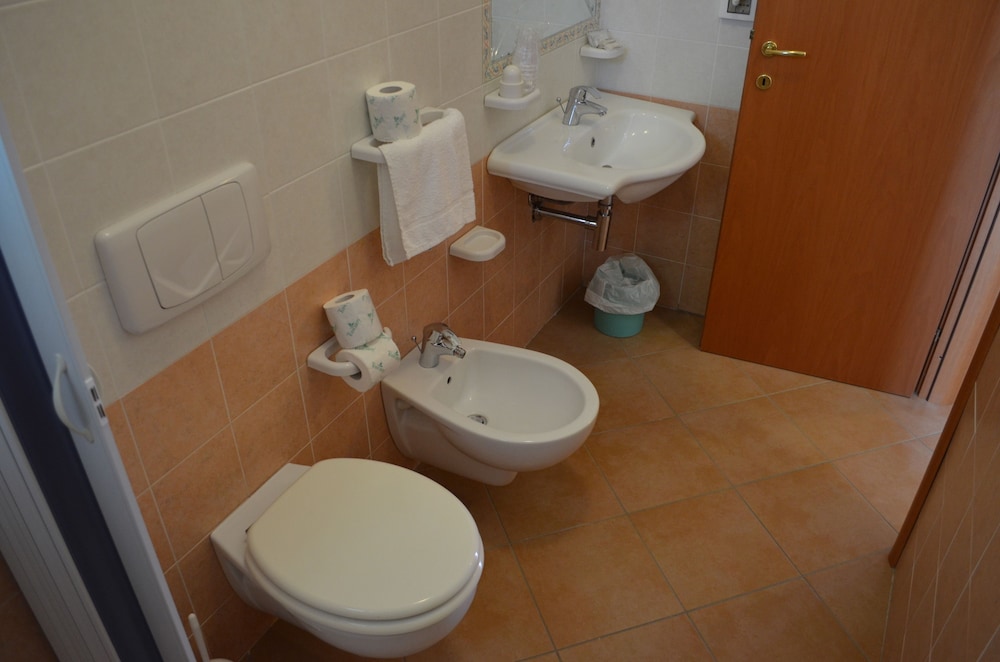 

Milano - Joppolo - Hotel Marinella