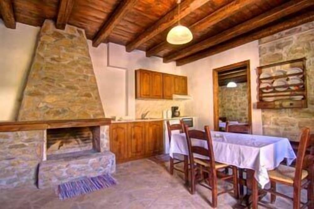 

Roma - Balíon - Stone Village