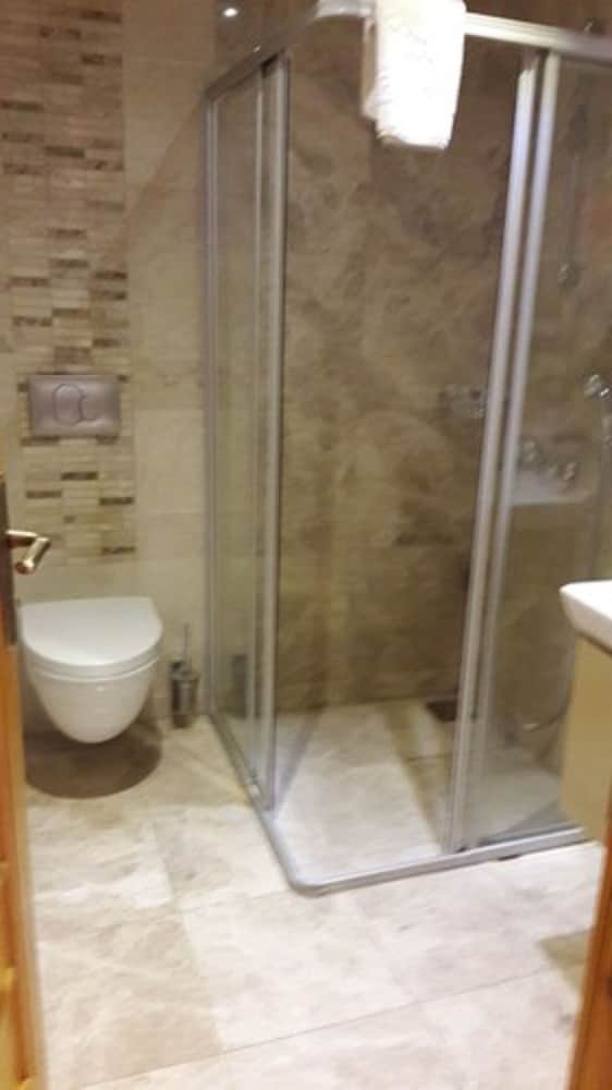 

Milano - Dalyan - BC Spa Hotel