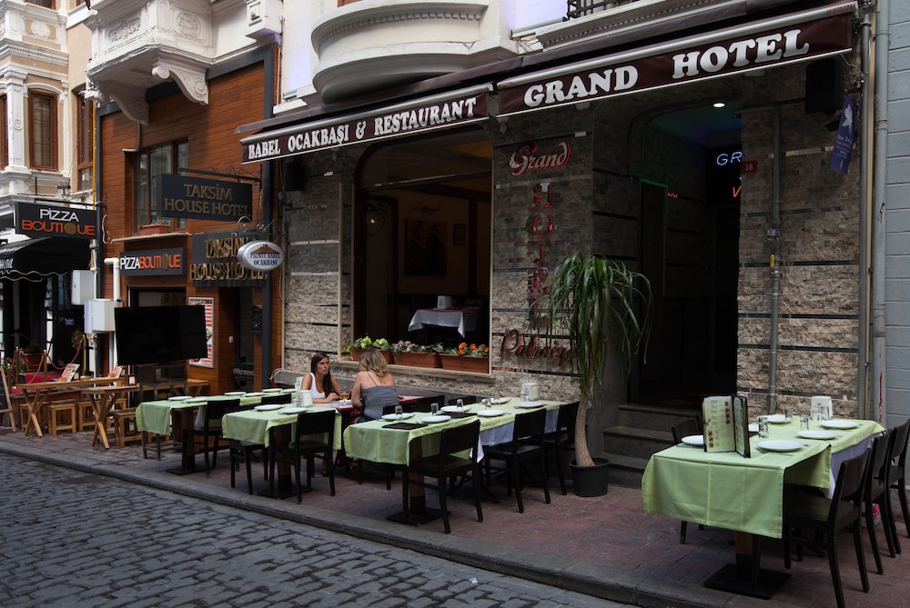

Milano - Beyoğlu - Grand Hotel Palmiye