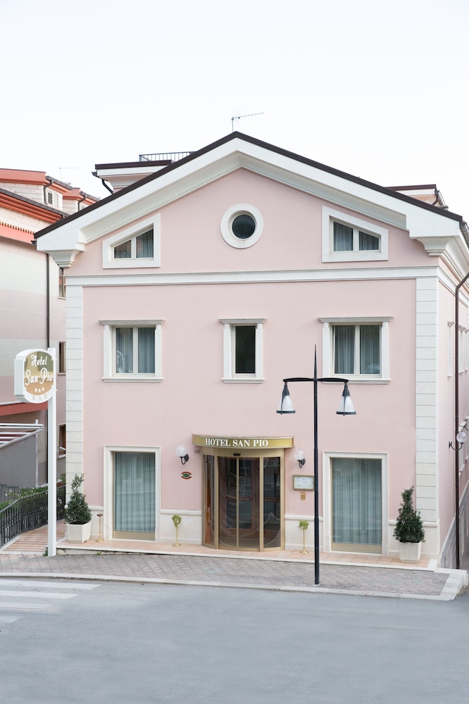 

Milano - San Giovanni Rotondo - Hotel SAN PIO