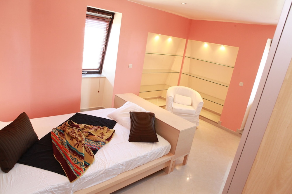 

Venezia - Sint-Pieters-Leeuw - Residence la Fraisiere