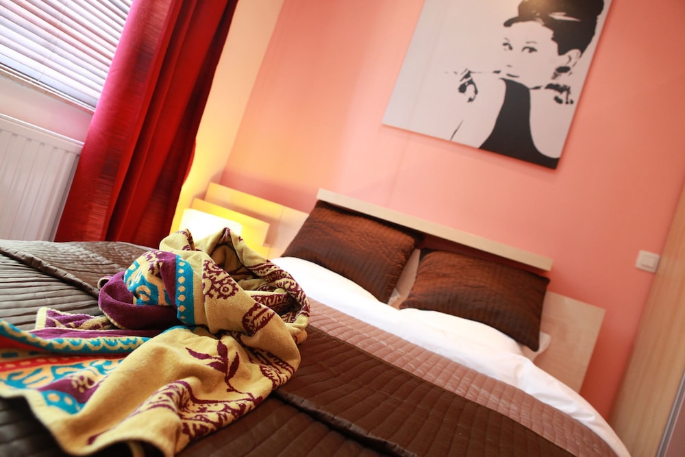

Bari - Sint-Pieters-Leeuw - Residence la Fraisiere