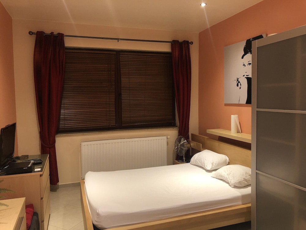 

Brindisi - Sint-Pieters-Leeuw - Residence la Fraisiere