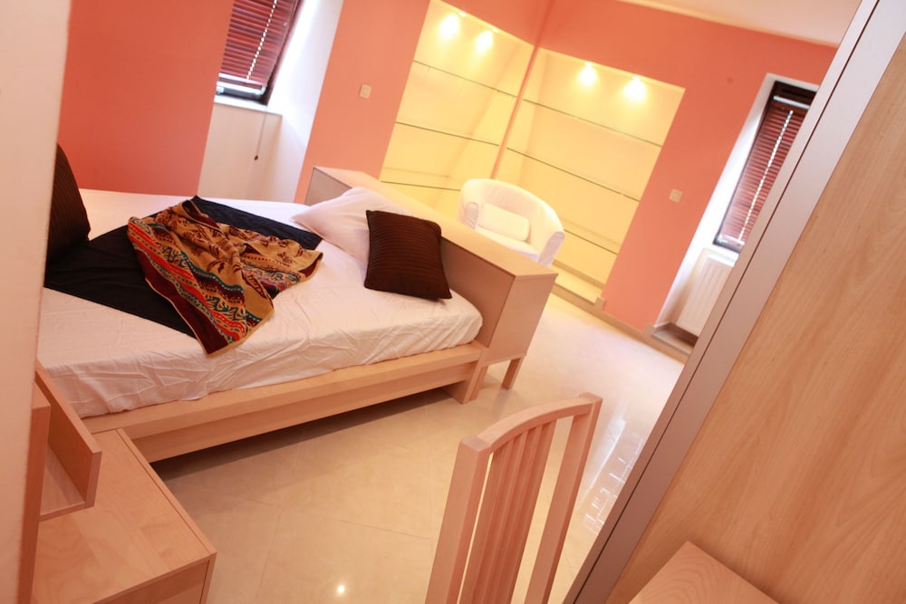 

Milano - Sint-Pieters-Leeuw - Residence la Fraisiere
