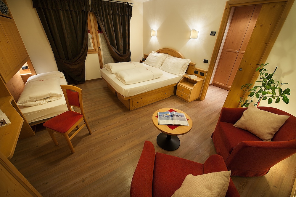 

Cagliari - Livigno - Hotel Meeting