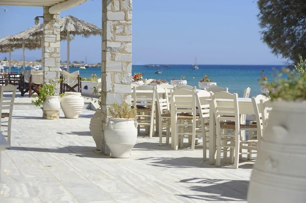 

Bologna - Antiparos - Galatis Beach Hotel