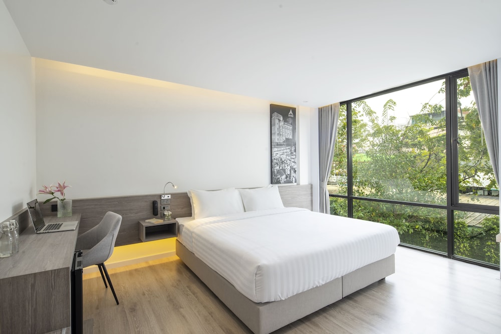 

Roma - Bang Kruai - Amarin Hotel Rama 8