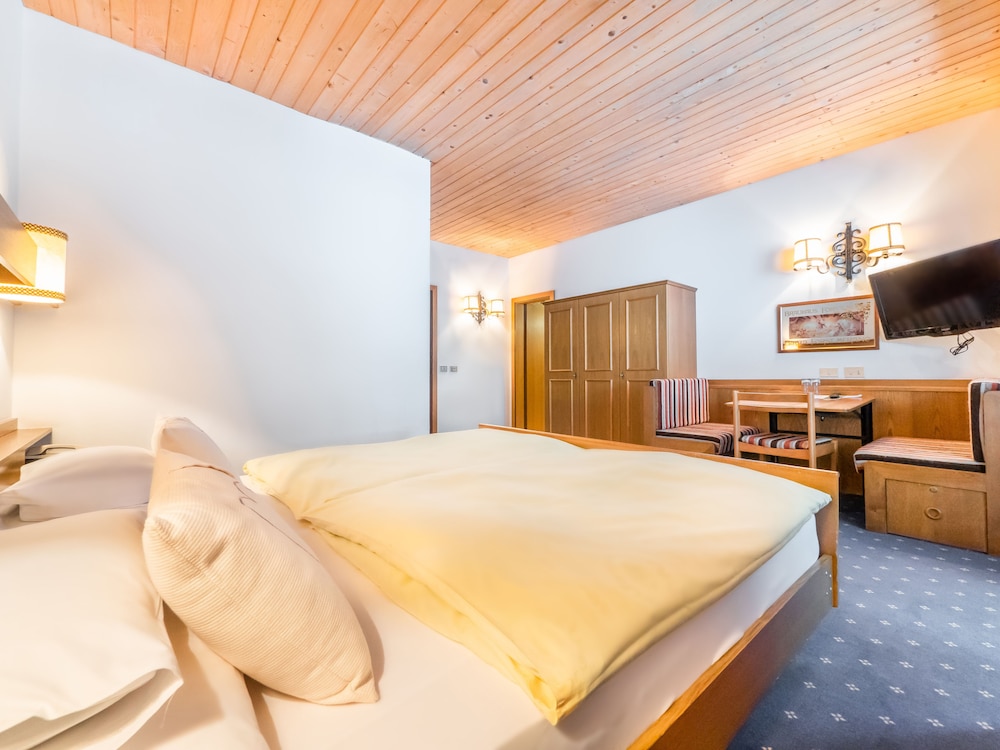 

Milano - Santa Cristina Valgardena - Hotel Pontives
