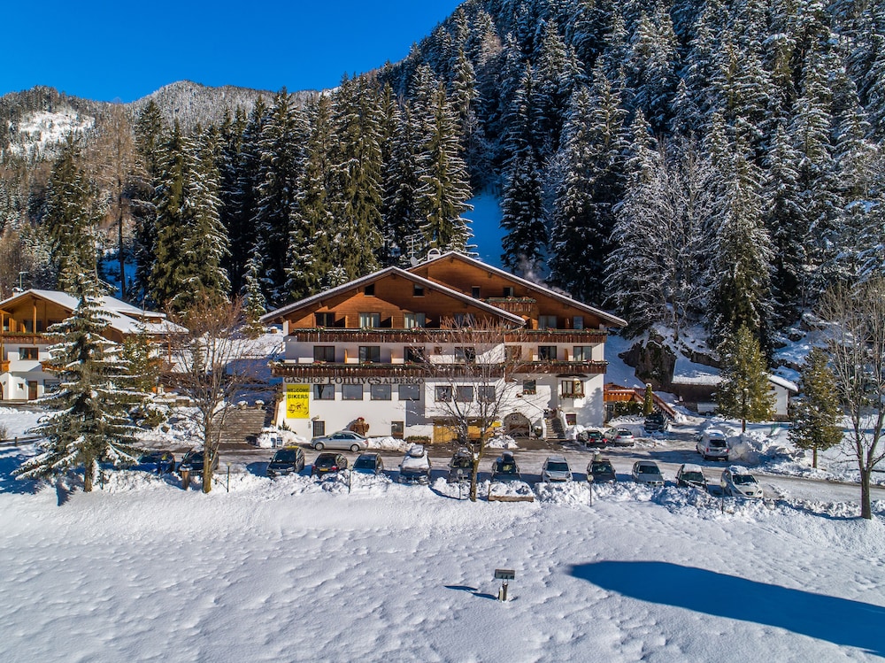 

Palermo - Selva di Val Gardena, Montagna Italia - Hotel Pontives