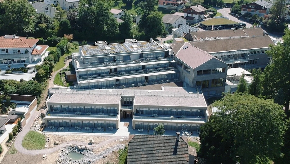 Spiez - Hotel Seaside