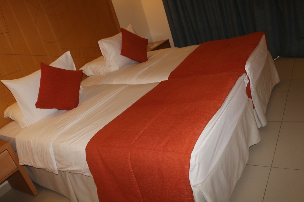 

Verona - Sweimeh - Ramada Resort By Wyndham Dead Sea