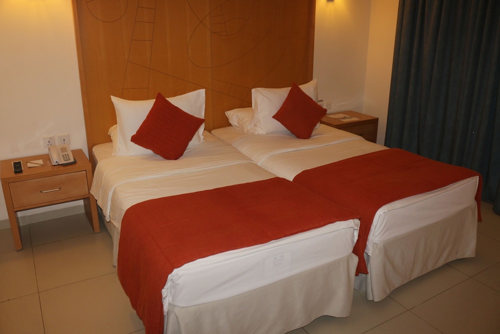 

Milano - Sowayma - Ramada Resort By Wyndham Dead Sea